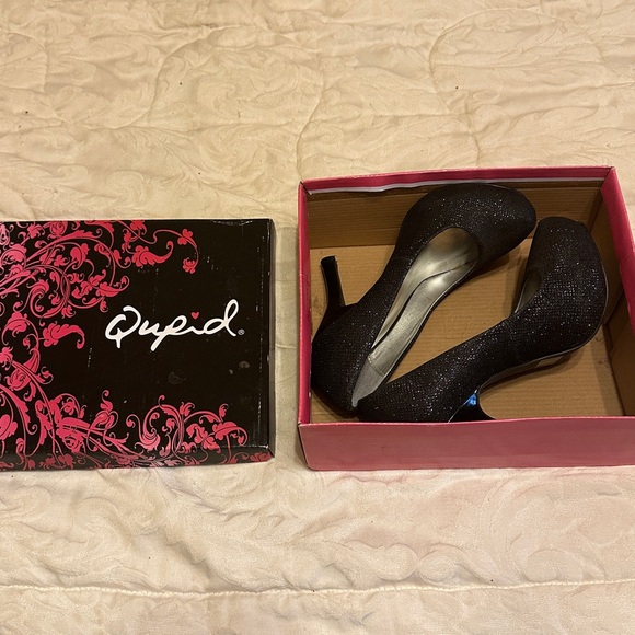 Shoes Inventory - Picture 10 of 11